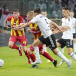 16.07.2022. Kielce. PKO BP Ekstraklasa - 1. kolejka. Mecz: Korona Kielce - Legia Warszawa. Na zdjęciu (z lewej): Jacek Kiełb / Fot. Wiktor Taszłow - Radio Kielce