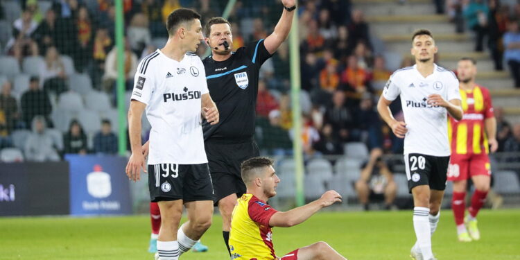 16.07.2022. Kielce. PKO BP Ekstraklasa - 1. kolejka. Mecz: Korona Kielce - Legia Warszawa / Fot. Wiktor Taszłow - Radio Kielce