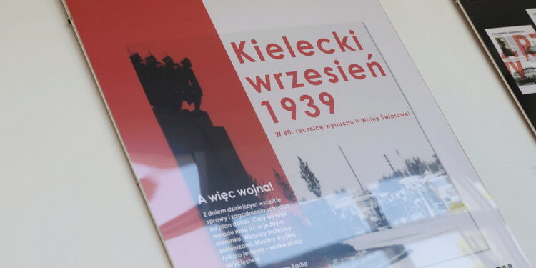 Kielce. OMPiO. Wystawa „W grafice Dariusza Ścisło” / Fot. Wiktor Taszłow - Radio Kielce