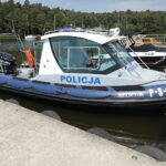 Superszybka łódź patroluje zalew w Cedzynie - Radio Kielce 22.07.2022. Cedzyna. Patrol policji wodnej / Fot. Wiktor Taszłow - Radio Kielce