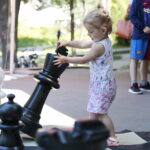 Adrian Ciepliński najlepszy w blitzu - Radio Kielce 28.07.2022. Kielce. Park Miejski. Wakacyjna Szkoła Szachowa Radia Kielce / Fot. Wiktor Taszłow - Radio Kielce