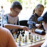 Adrian Ciepliński najlepszy w blitzu - Radio Kielce 28.07.2022. Kielce. Park Miejski. Wakacyjna Szkoła Szachowa Radia Kielce / Fot. Wiktor Taszłow - Radio Kielce