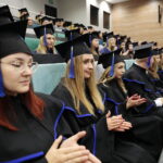 28.07.2022. Kielce. Pożegnanie absolwentów Collegium Medicum / Fot. Wiktor Taszłow - Radio Kielce