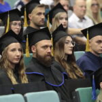 28.07.2022. Kielce. Pożegnanie absolwentów Collegium Medicum / Fot. Wiktor Taszłow - Radio Kielce