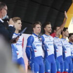 209.07.2022. Kielce. Rynek. Prezentacja kolarzy startujących w 79. Tour de Pologne / Fot. Wiktor Taszłow - Radio Kielce