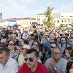 209.07.2022. Kielce. Rynek. Prezentacja kolarzy startujących w 79. Tour de Pologne / Fot. Wiktor Taszłow - Radio Kielce