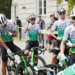 30.07.2022. Kielce. Rynek. Start wyścigu Toru de Pologne / Fot. Wiktor Taszłow - Radio Kielce