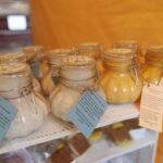 31.07.2022. Tokarnia. Muzeum etnograficzne. Wiejskie SPA / Fot. Wiktor Taszłow - Radio Kielce