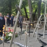 11.07.2022. Sandomierz. Obchody 79. rocznicy rzezi wołyńskiej. Na zdjęciu: Janusz Stasiak zastępca burmistrza Sandomierza / Fot. Grażyna Szlęzak - Radio Kielce