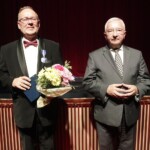 02.07.2022. Busko-Zdrój. Inauguracja 28. Międzynarodowego Festiwalu Muzycznego im. Krystyny Jamroz. Na zdjęciu (od lewej): Artur Jaroń - dyrektor artystyczny festiwalu i Krzysztof Lipiec - pełnomocnik kieleckiego okręgu Prawa i Sprawiedliwości / Fot. Jarosław Kubalski - Radio Kielce