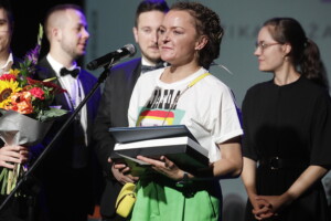 Najlepsze spektakle i aktorzy już z „Dzikimi Różami” - Radio Kielce