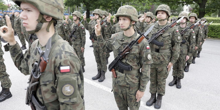 08.07.2022 Kielce. Centrum Przygotowań do Misji Zagranicznych. Przysięga elewów / Fot. Jarosław Kubalski - Radio Kielce