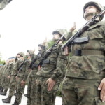 Absolwenci klas mundurowych złożyli uroczystą przysięgę - Radio Kielce Przysięga elewów / Fot. Jarosław Kubalski - Radio Kielce