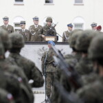 Absolwenci klas mundurowych złożyli uroczystą przysięgę - Radio Kielce 08.07.2022 Kielce. Centrum Przygotowań do Misji Zagranicznych. Przysięga elewów / Fot. Jarosław Kubalski - Radio Kielce