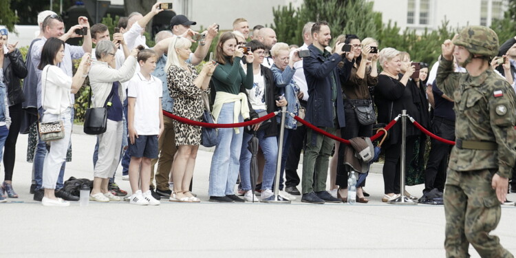 08.07.2022 Kielce. Centrum Przygotowań do Misji Zagranicznych. Przysięga elewów / Fot. Jarosław Kubalski - Radio Kielce