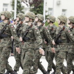 Absolwenci klas mundurowych złożyli uroczystą przysięgę - Radio Kielce 08.07.2022 Kielce. Centrum Przygotowań do Misji Zagranicznych. Przysięga elewów / Fot. Jarosław Kubalski - Radio Kielce