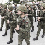 Absolwenci klas mundurowych złożyli uroczystą przysięgę - Radio Kielce 08.07.2022 Kielce. Centrum Przygotowań do Misji Zagranicznych. Przysięga elewów / Fot. Jarosław Kubalski - Radio Kielce