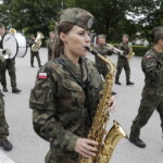 Absolwenci klas mundurowych złożyli uroczystą przysięgę - Radio Kielce 08.07.2022 Kielce. Centrum Przygotowań do Misji Zagranicznych. Przysięga elewów / Fot. Jarosław Kubalski - Radio Kielce