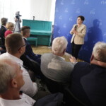 09.07.2022. Busko-Zdrój. Wizyta europoseł Beaty Szydło / Fot. Jarosław Kubalski - Radio Kielce