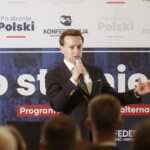 11.07.2022 Kielce. Spotkanie działaczy Konfederacji z sympatykami. Na zdjęciu poseł Krzysztof Bosak / Fot. Jarosław Kubalski - Radio Kielce