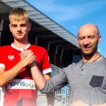 Na zdjęciu (od lewej): Filip Stępień i Sławomir Gągorowski wiceprezes Wisły Sandomierz / Fot. Wisła Sandomierz - Facebook