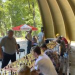 20.07.2022. Kielce. Park Miejski. Wakacyjna Szkoła Szachowa Radia Kielce / Fot. Rafał Szymczyk - Radio Kielce