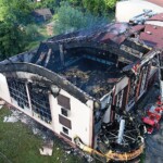 10.07.2022. Sędziszów. Budynek basenu po pożarze / Fot. Jarosław Kubalski - Radio Kielce