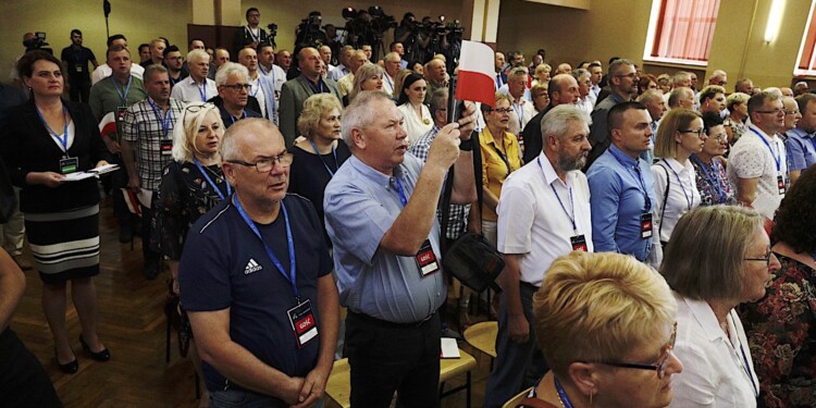 03.07.2022. Ostrowiec Świętokrzyski. Wizyta Jarosława Kaczyńskiego / Fot. Jarosław Kubalski - Radio Kielce