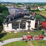 10.07.2022. Sędziszów. Budynek basenu po pożarze / Fot. Jarosław Kubalski - Radio Kielce