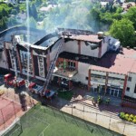 10.07.2022. Sędziszów. Budynek basenu po pożarze / Fot. Jarosław Kubalski - Radio Kielce