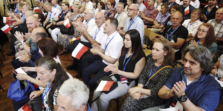 03.07.2022. Ostrowiec Świętokrzyski. Wizyta Jarosława Kaczyńskiego / Fot. Jarosław Kubalski - Radio Kielce