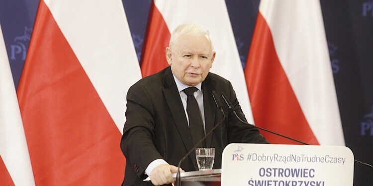 03.07.2022. Ostrowiec Świętokrzyski. Wizyta Jarosława Kaczyńskiego. Na zdjęciu: Jarosław Kaczyński - prezes PiS / Fot. Jarosław Kubalski - Radio Kielce