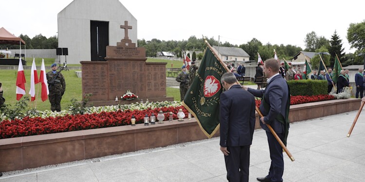 12.07.2022 Michniów. Obchody Dnia Walki i Męczeństwa Wsi Polskiej w 79. rocznicę pacyfikacji wsi Michniów / Fot. Jarosław Kubalski - Radio Kielce