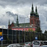 12.07.2022. Kielce. Ulica 1 Maja. Ekrany akustyczne / Fot. Wiktor Taszłow - Radio Kielce