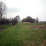 Zamek-dwór w Kazanowie Starym / Fot. zamki.pl