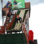 09.07.2022. Ruczynów. Zawody skoków narciarskich. Na zdjęciu: trener kadry B w skokach narciarskich, Maciej Maciusiak / Fot. Marta Gajda-Kruk - Radio Kielce