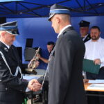 23.07.2022. Jarosławice. Jubileusz 85-lecia Ochotniczej Straży Pożarnej. Na zdjęciu (od lewej): Jacek Wilk - wójt gminy Tuczępy i druh Leszek Pawłowski - prezes OSP Tuczępy / Fot. Marta Gajda-Kruk - Radio Kielce