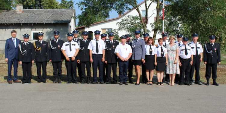 23.07.2022. Jarosławice. Jubileusz 85-lecia Ochotniczej Straży Pożarnej / Fot. Marta Gajda-Kruk - Radio Kielce