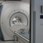 29.07.2022. Pińczów. Zakład Opieki Zdrowotnej. Otwarcie nowej pracowni rezonansu magnetycznego. / Fot. Marta Gajda-Kruk - Radio Kielce