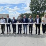 12.08.2022. Hucisko. Otwarcie odcinka drogi powiatowej / Fot. Paulina Michta - Radio Kielce