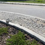 04.08.2022. Kielce. Ubytki w kostce na rondzie Brygady Świętokrzyskiej NSZ / Fot. Wiktor Taszłow - Radio Kielce