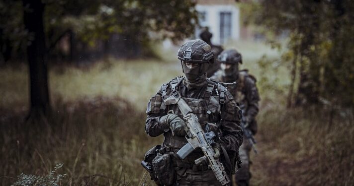 Zakończenie kursu dla snajperów prowadzonego przez żołnierzy US National Guard Illinois / źródło: DWOT