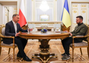 23.08.2022. Kijów. Na zdjęciu (od lewej): Andrzej Duda - prezydent RP oraz Wołodymyr Zełenski - prezydent Ukrainy podczas spotkania w Kijowie. Prezydent RP kontynuuje wizytę w Ukrainie / Fot. Jakub Szymczuk - KPRP