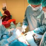 Kielce. Skomplikowany zabieg połączenia kręgosłupa z miednicą i zespolenia miednicy w Wojewódzkim Szpitalu Zespolonym w Kielcach / Fot. Wojewódzki Szpital Zespolony w Kielcach - Radio Kielce