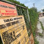 22.08.2022. Chęciny. Budowa biblioteki / Fot. Wiktor Taszłow - Radio Kielce