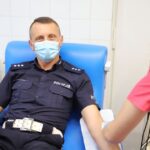 25.08.2022. Kielce. Policjanci oddali honorowo krew. Na zdjęciu: kom. Mariusz Bednarski / Fot. świętokrzyska policja