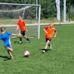 07.08.2022. Starachowice. Spotkanie pt. „Warsztaty z Gwiazdą”, którego gośćmi byli reprezentanci Polski w piłce nożnej Sławomir Peszko i Radosław Majewski / Maciej Makuła - Radio Kielce