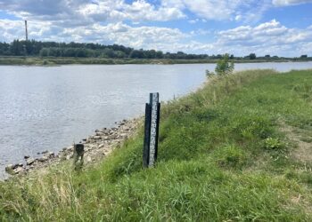 Dramatycznie niski poziom wody w rzekach regionu