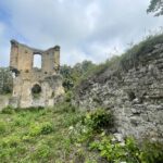 17.08.2022. Ćmielów. Prace archeologiczne na zamku Krzysztofa Szydłowieckiego / Fot. Emilia Sitarska - Radio Kielce