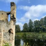 17.08.2022. Ćmielów. Prace archeologiczne na zamku Krzysztofa Szydłowieckiego / Fot. Emilia Sitarska - Radio Kielce